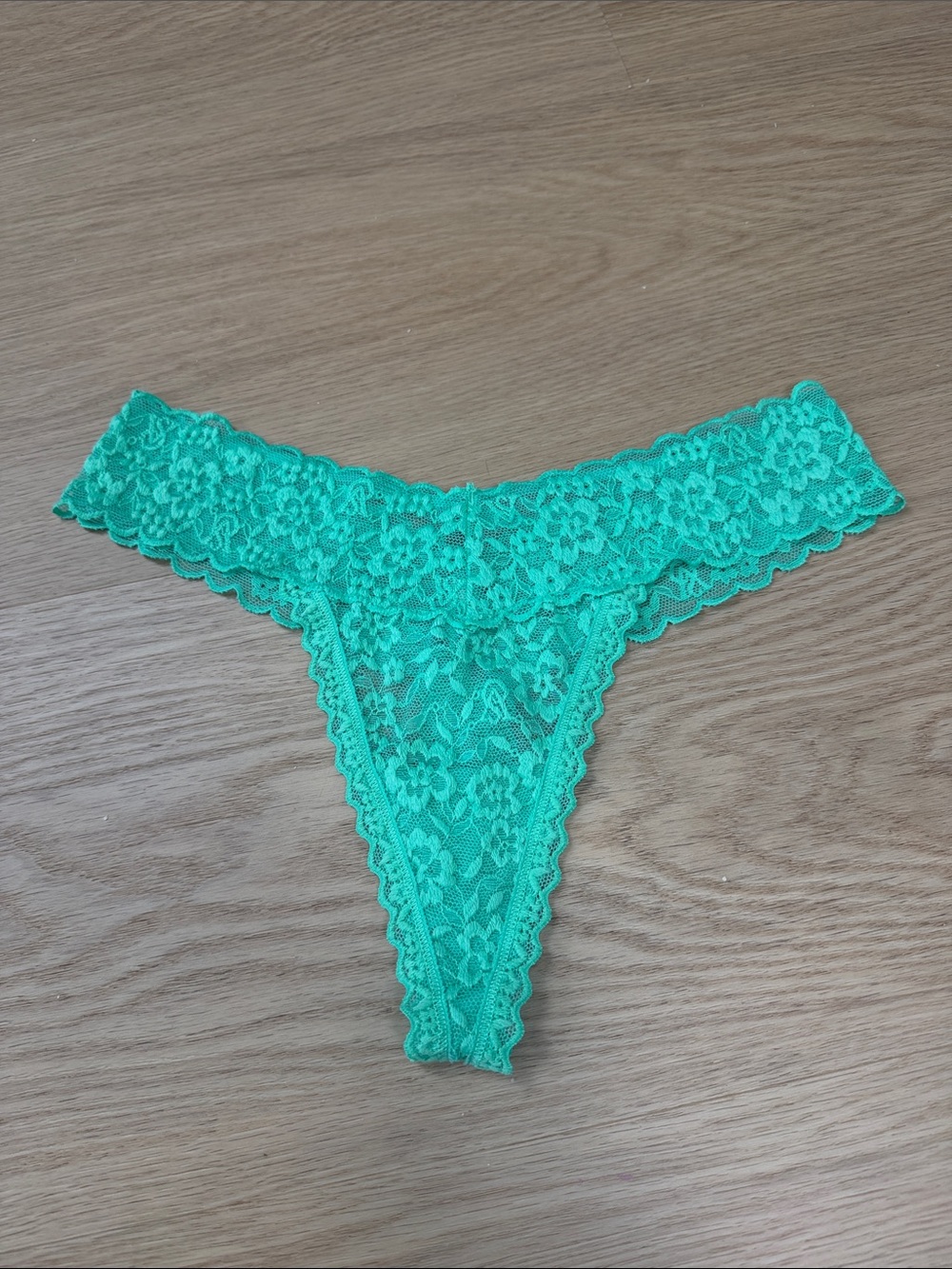 Victoria’s Secret Lace Thong Panty